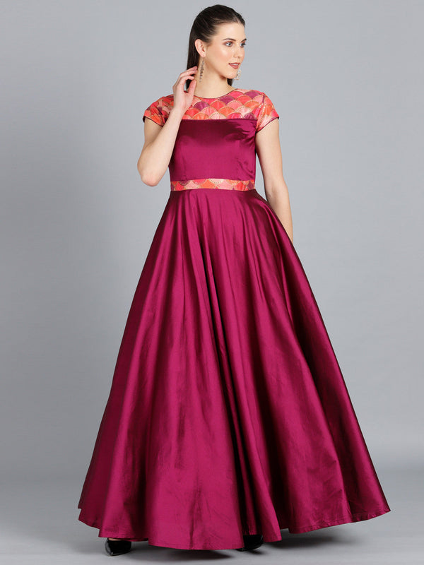 Women Burgundy Solid Made to Measure Printed Cocktail Gown